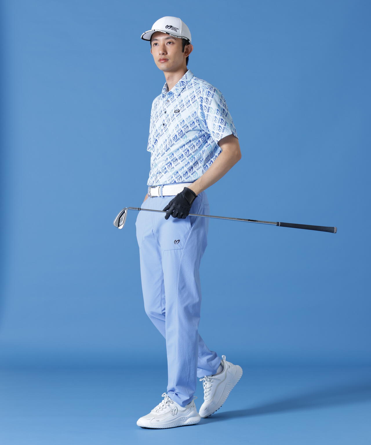 H:182cm/C:93/W:77/H:91 着用サイズ：5