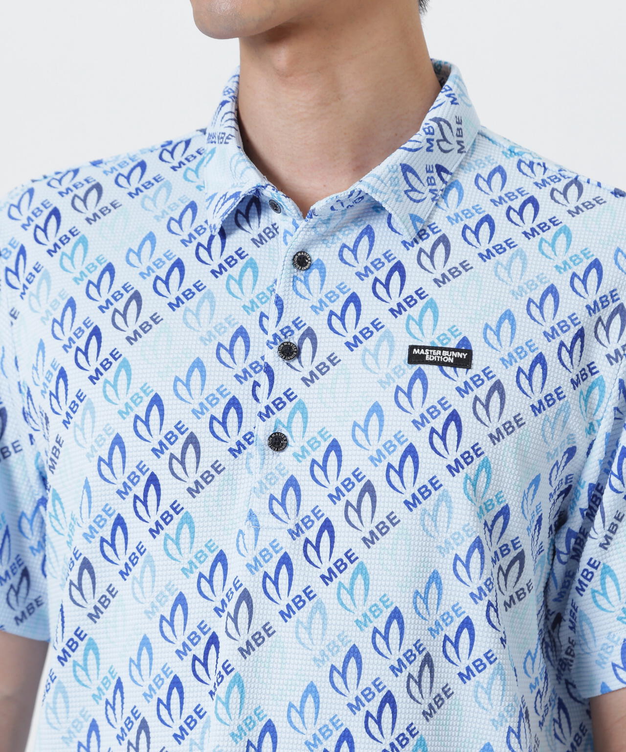 H:182cm/C:93/W:77/H:91 着用サイズ：5
