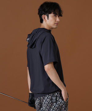 H:182cm/C:93/W:77/H:91 着用サイズ：5