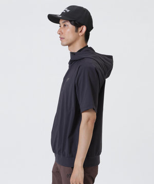 H:182cm/C:93/W:77/H:91 着用サイズ：5