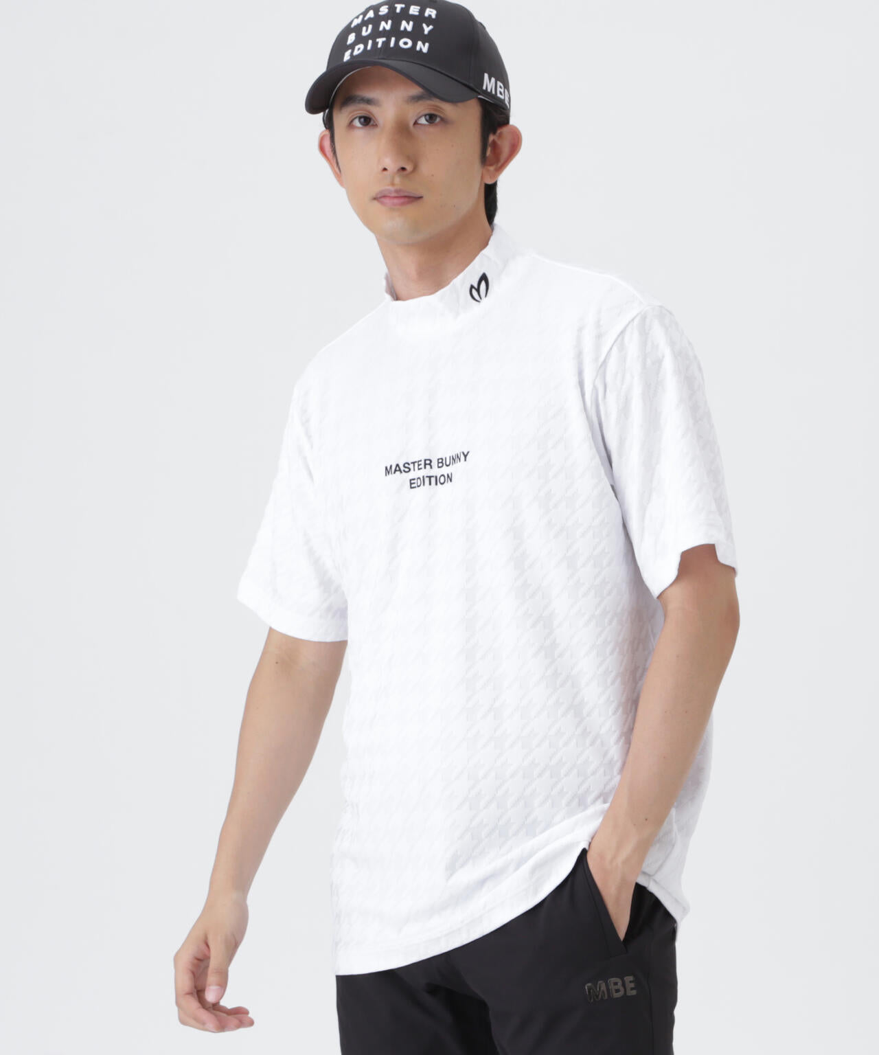 H:182cm/C:93/W:77/H:91 着用サイズ：5