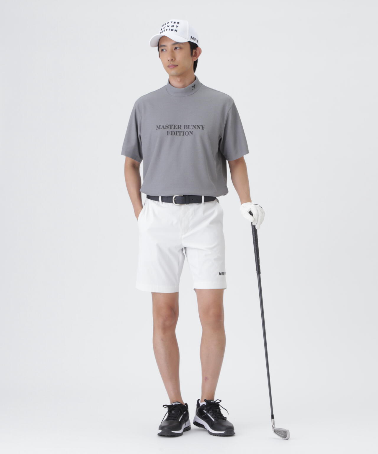 H:182cm/C:93/W:77/H:91 着用サイズ：5