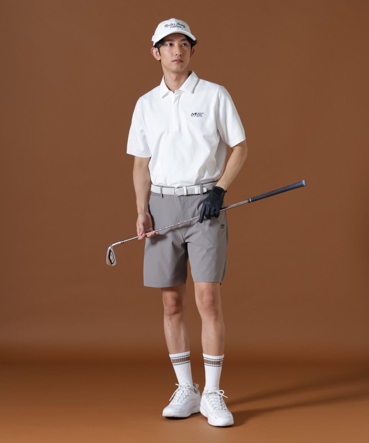 H:182cm/C:93/W:77/H:91 着用サイズ：5