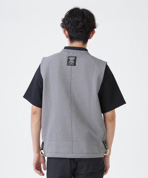 H:182cm/C:93/W:77/H:91 着用サイズ：5
