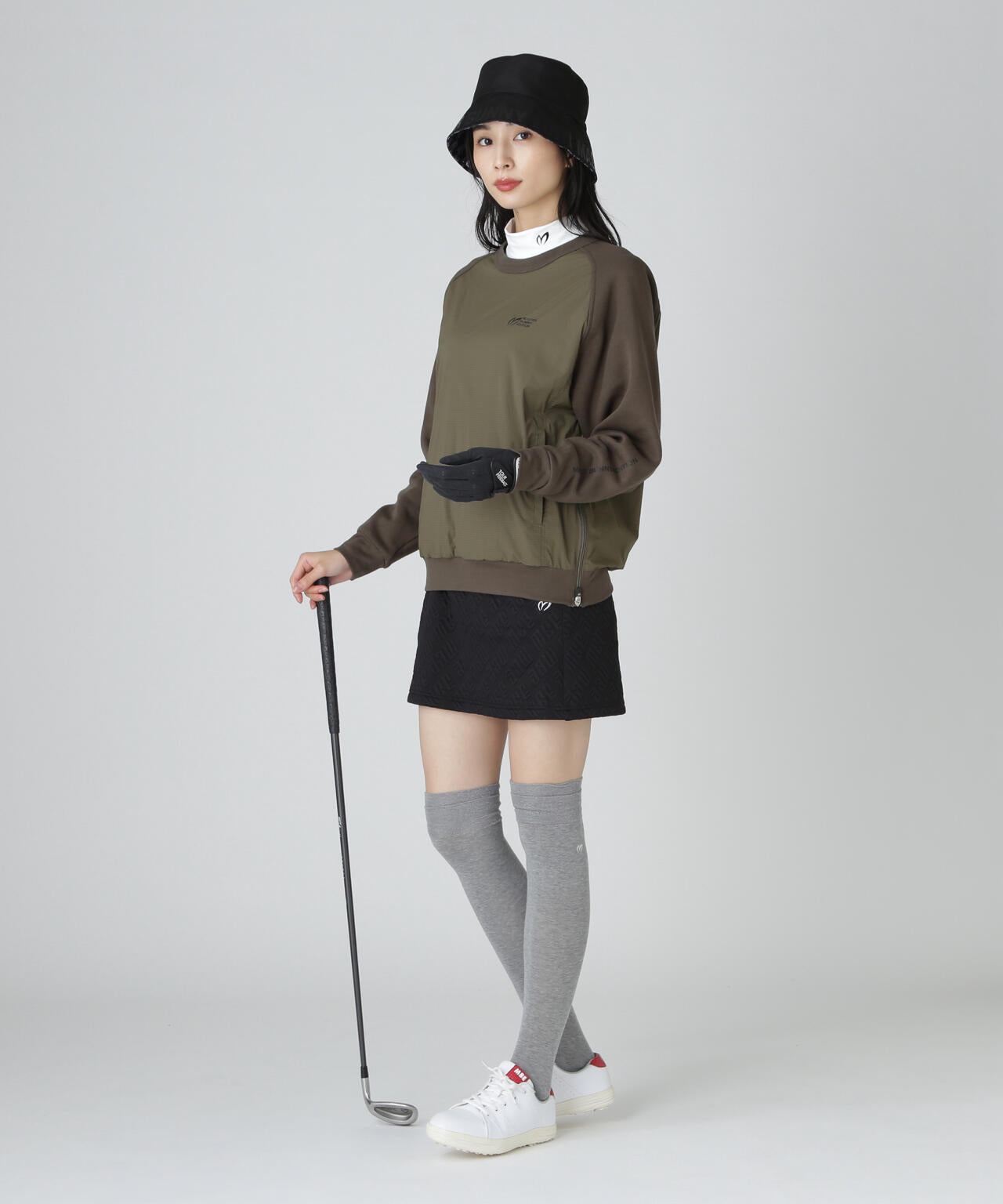 ストレッチドビー×ダンボールスニードジャック