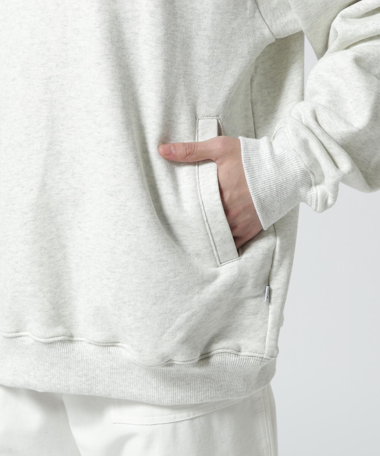 Acy /エーシー　HI NECK SWEAT