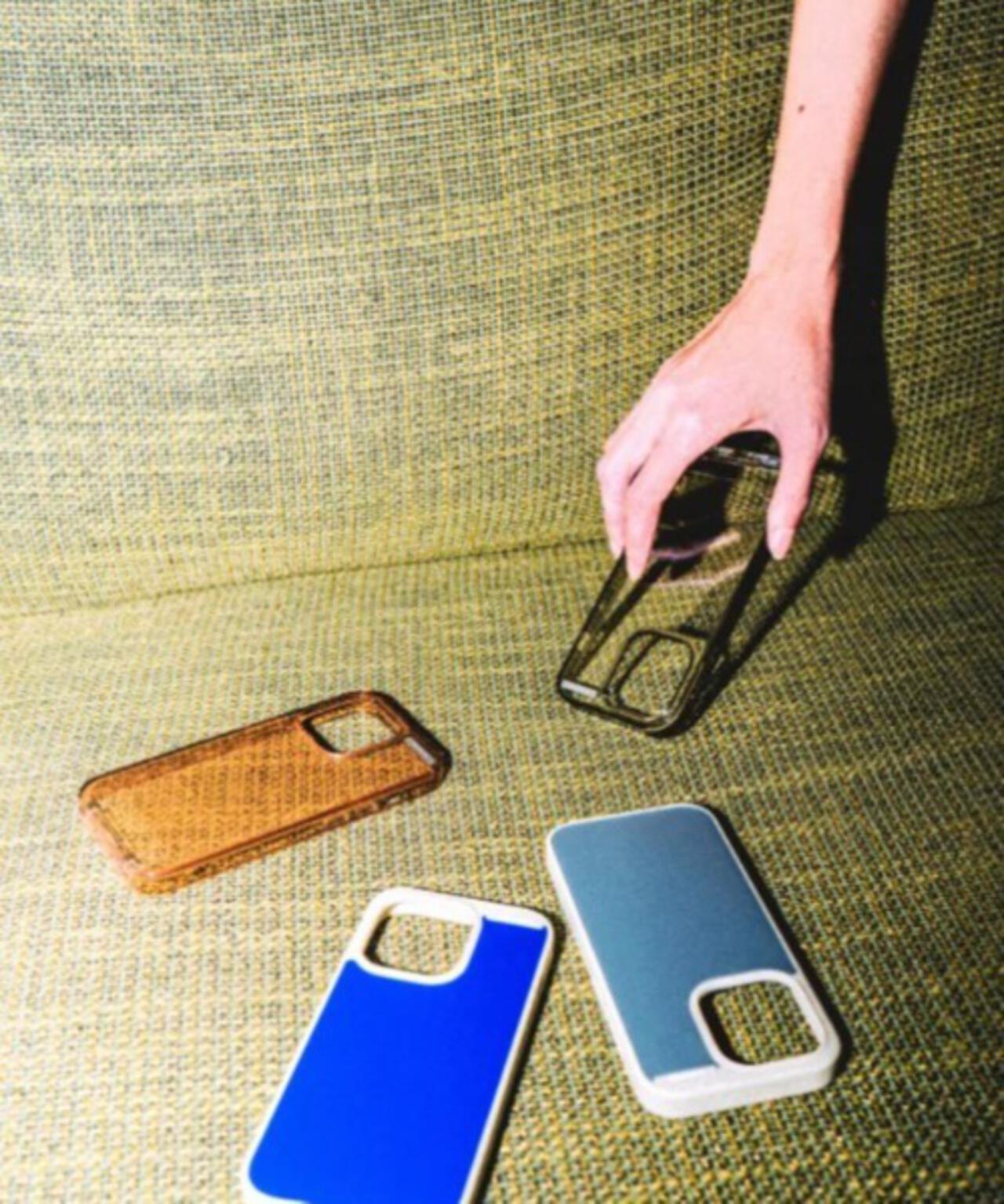 Topologie　Bump Phone Cases Smoke Clear iPhone 13/14