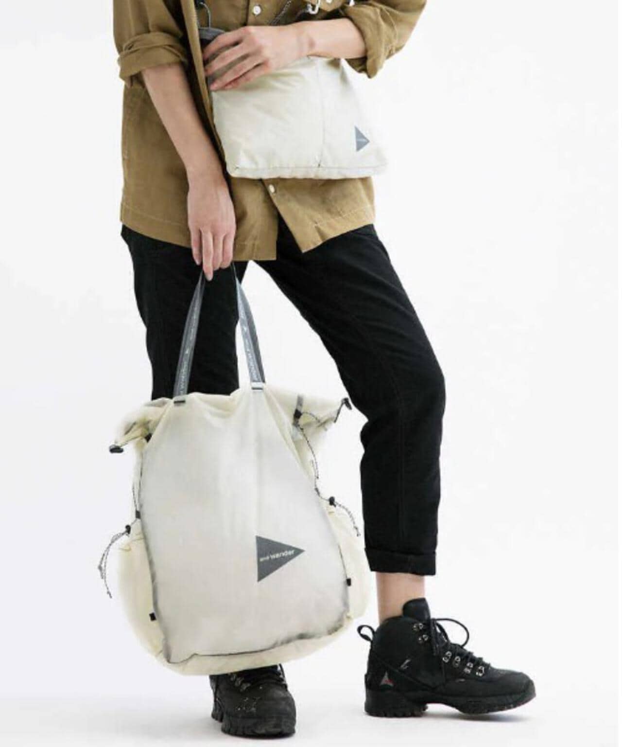 and wander/アンドワンダー　sil tote bag　シルトートバッグ