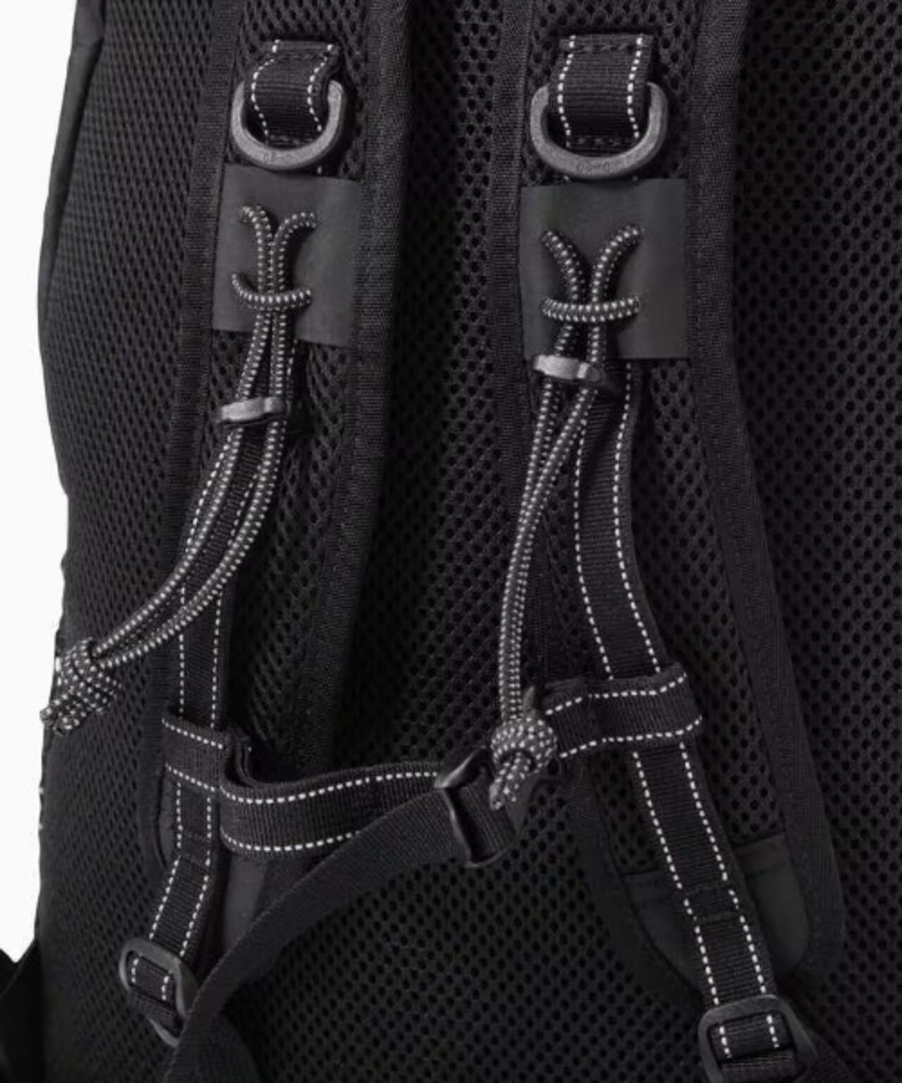 and wander/アンドワンダー　ECOPAK 20L daypack