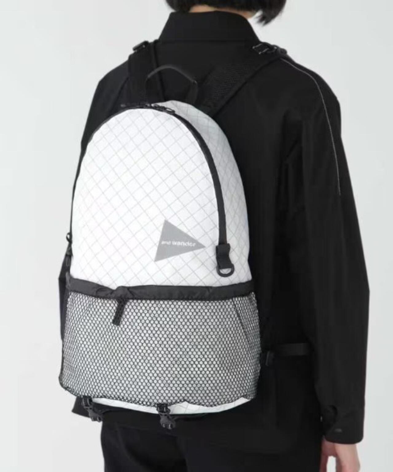 and wander/アンドワンダー　ECOPAK 20L daypack