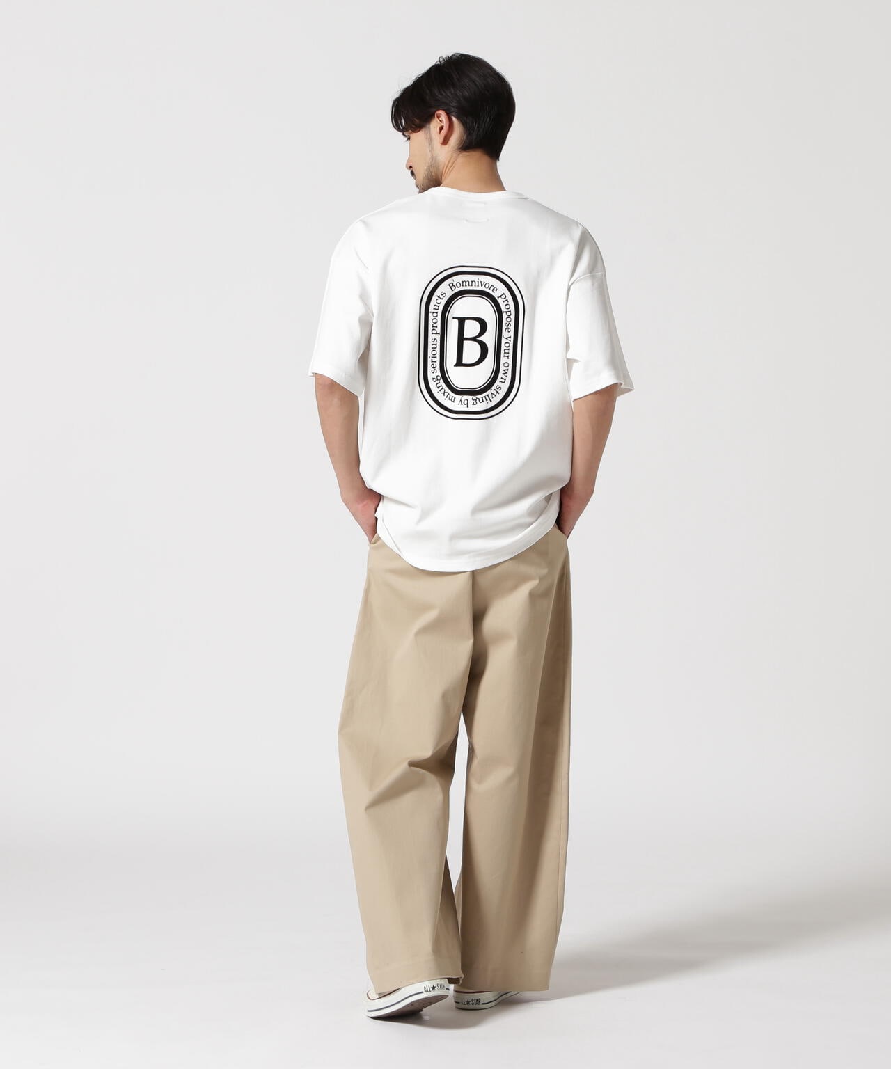 B omnivore/ビーオムニボー  LOGO S/S Tee
