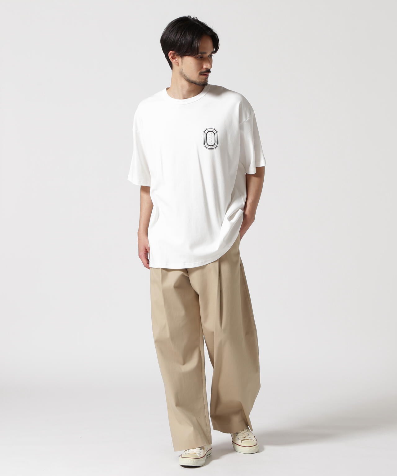B omnivore/ビーオムニボー  LOGO S/S Tee