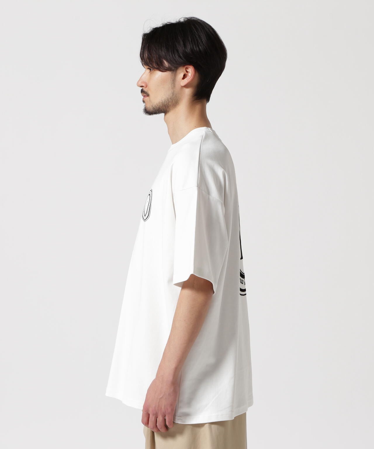 B omnivore/ビーオムニボー  LOGO S/S Tee