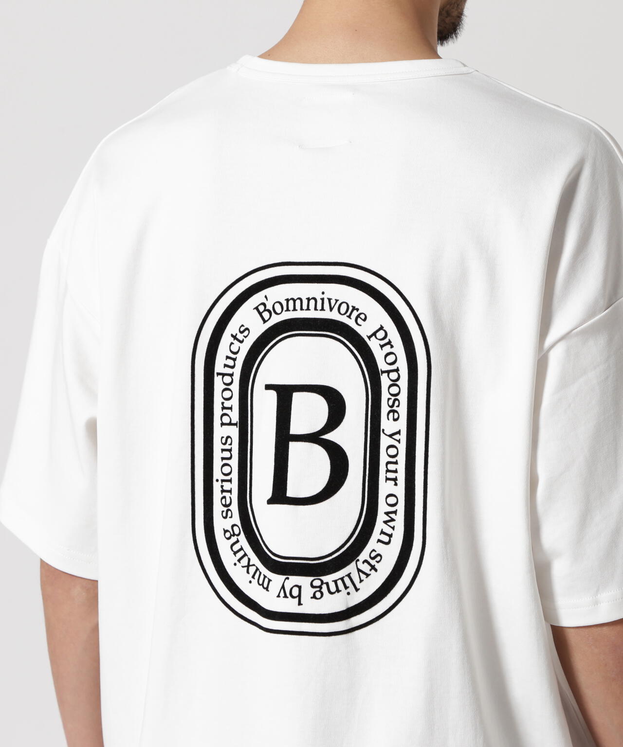 B omnivore/ビーオムニボー  LOGO S/S Tee