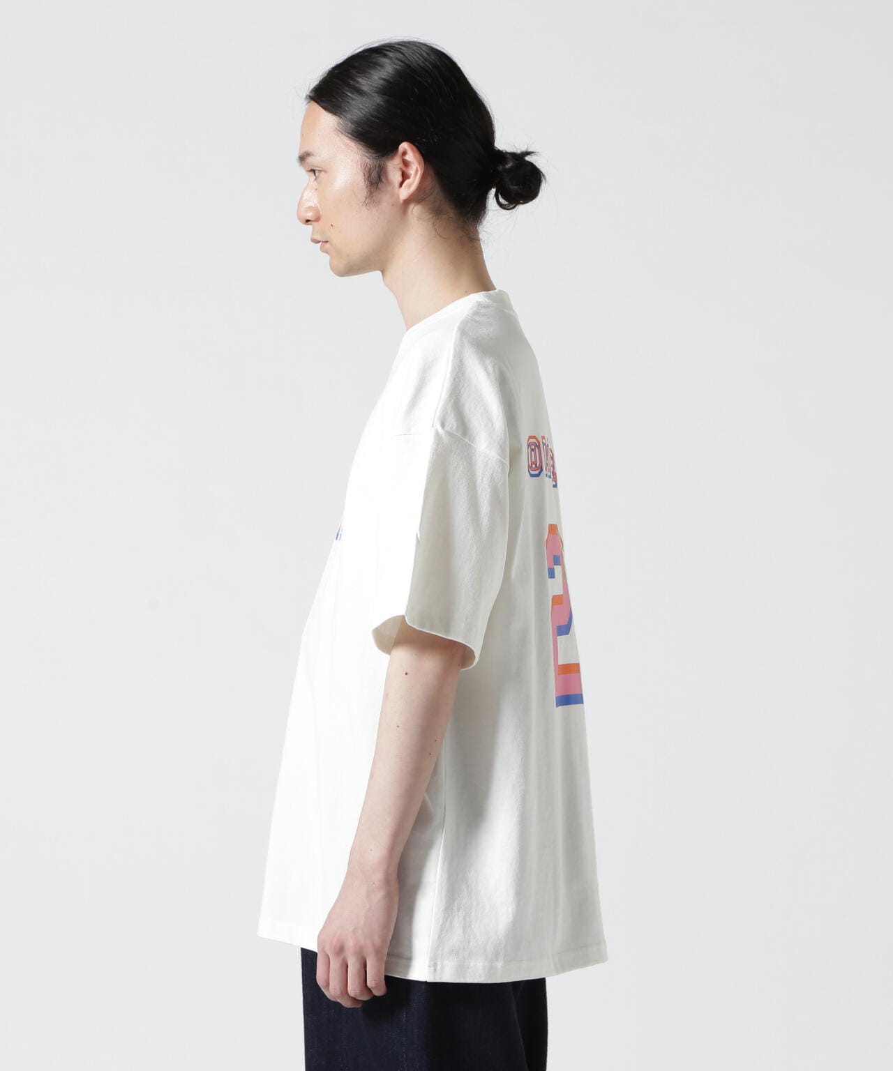 B omnivore/ビーオムニボー NUMBER S/S TEE