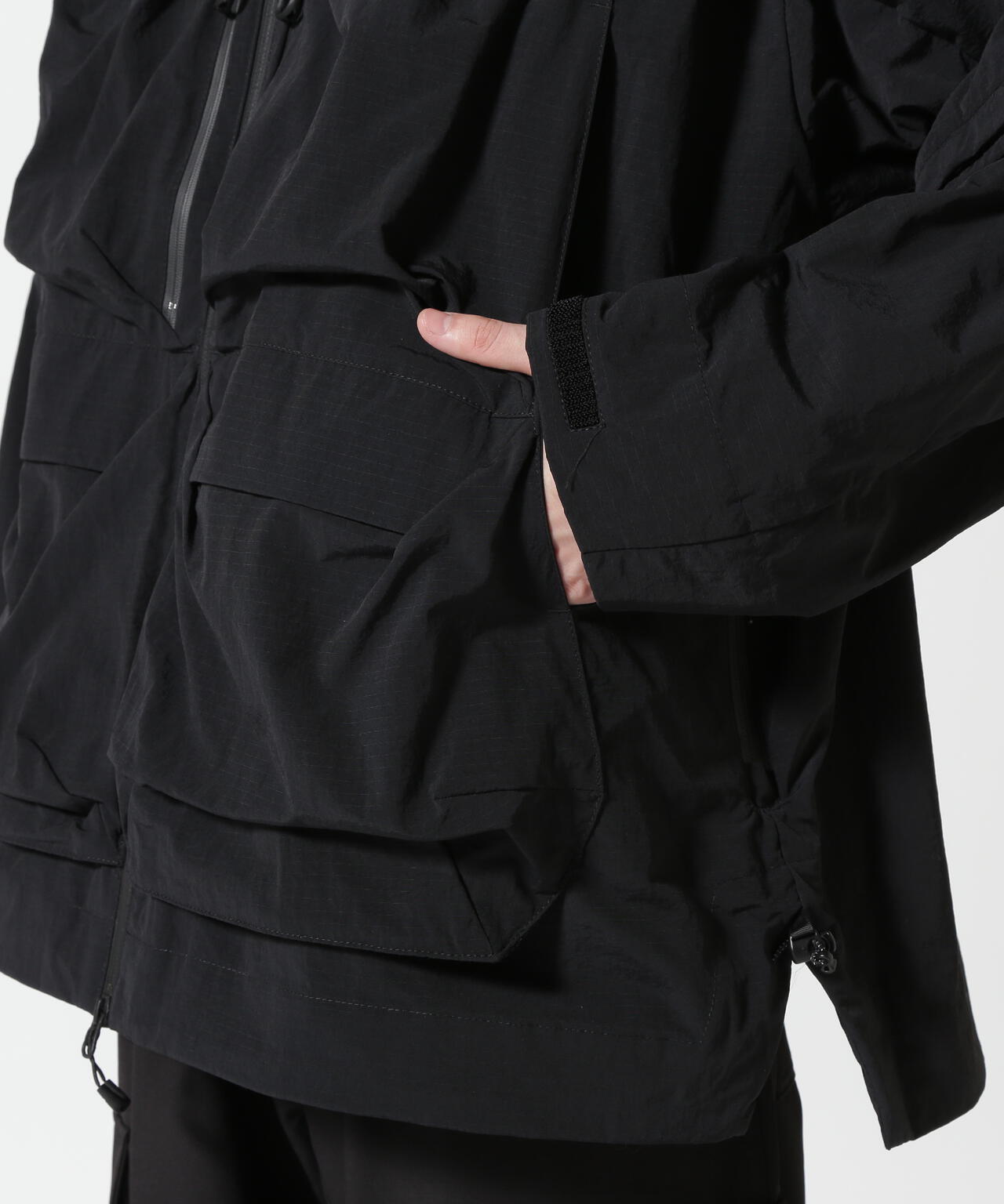 CMF OUTDOOR GARMENT　別注GUIDE SHELL