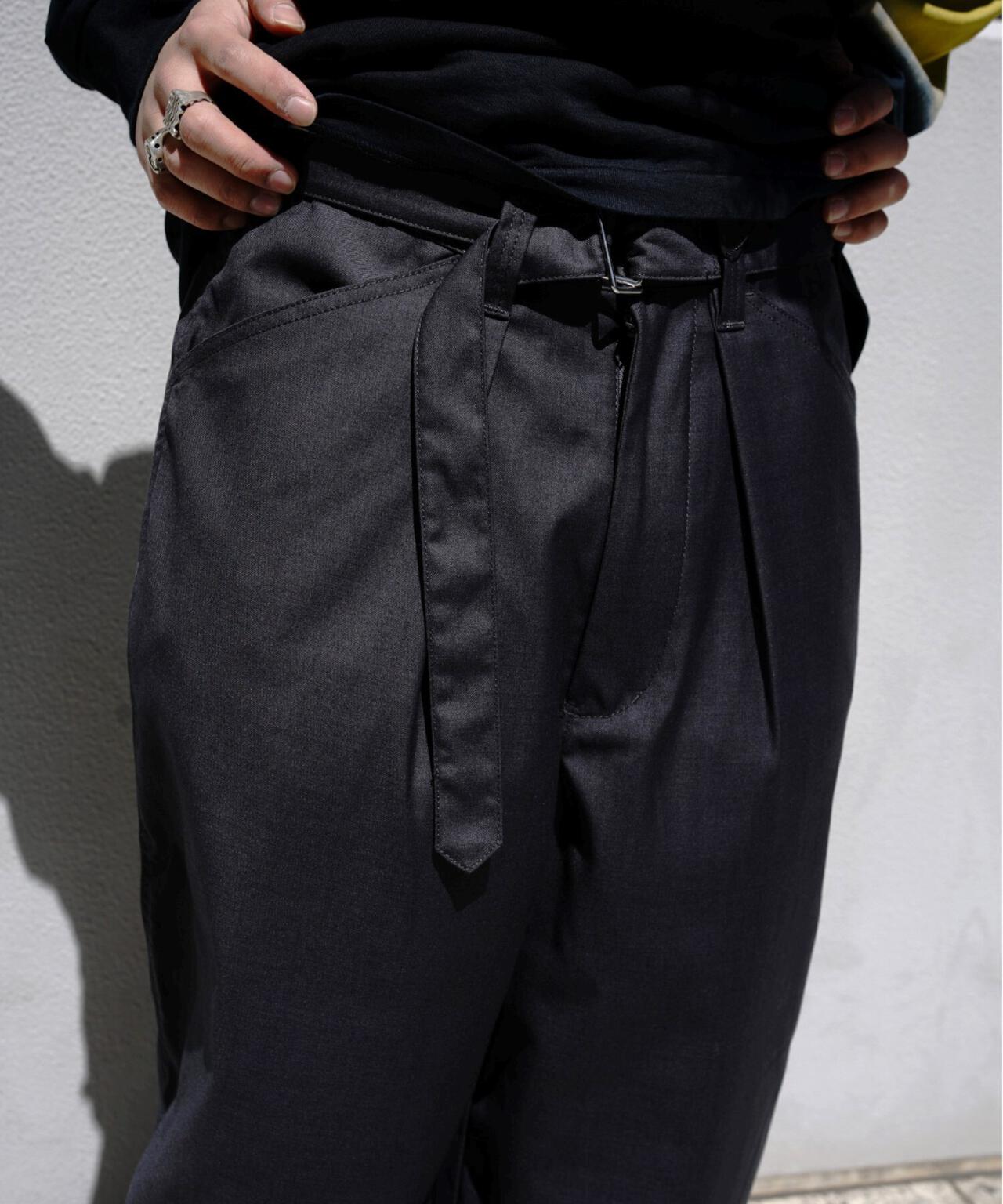B omnivore/ビーオムニボー  TR BELT LOOSE PANTS