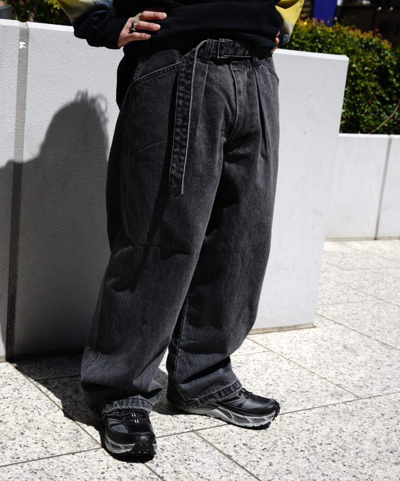 B omnivore/ビーオムニボー　DENIM BELT LOOSE PANTS