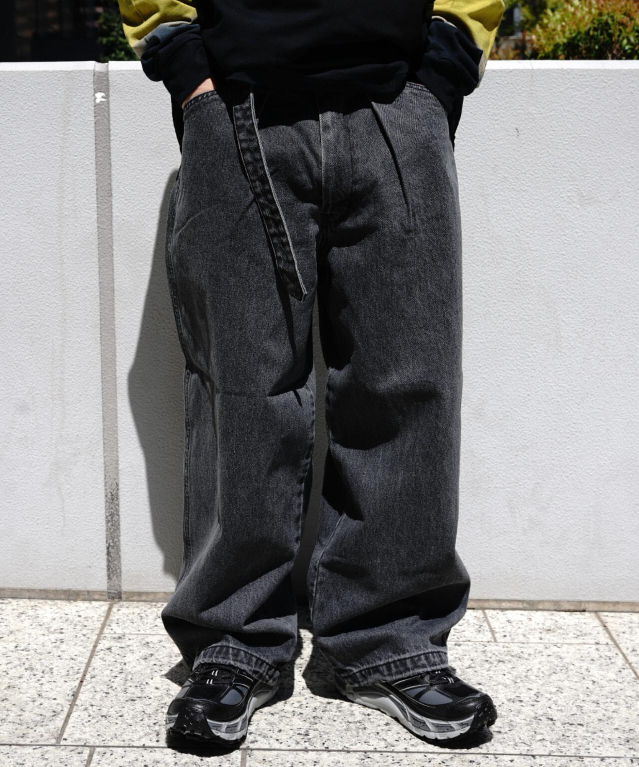 B omnivore/ビーオムニボー　DENIM BELT LOOSE PANTS