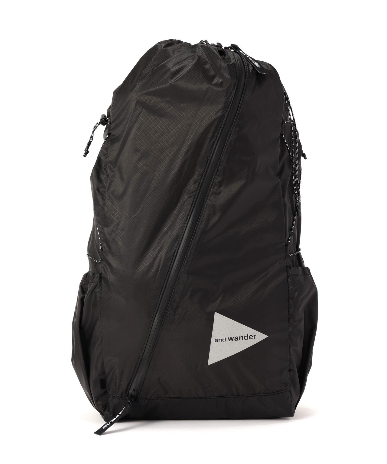 and wander/アンドワンダー  sil daypack