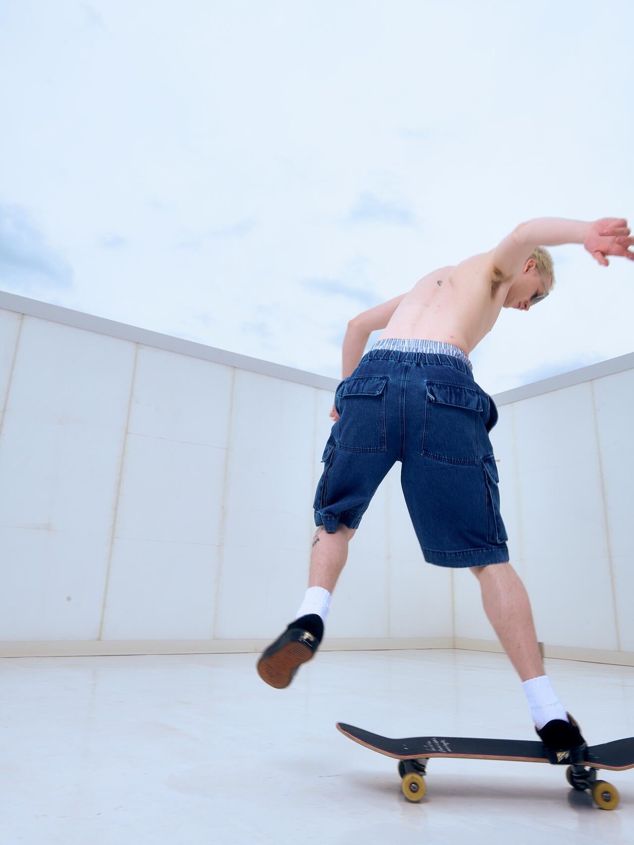 B omnivore/ビーオムニボー　DENIM CARGO SHORTS デニムカーゴショーツ