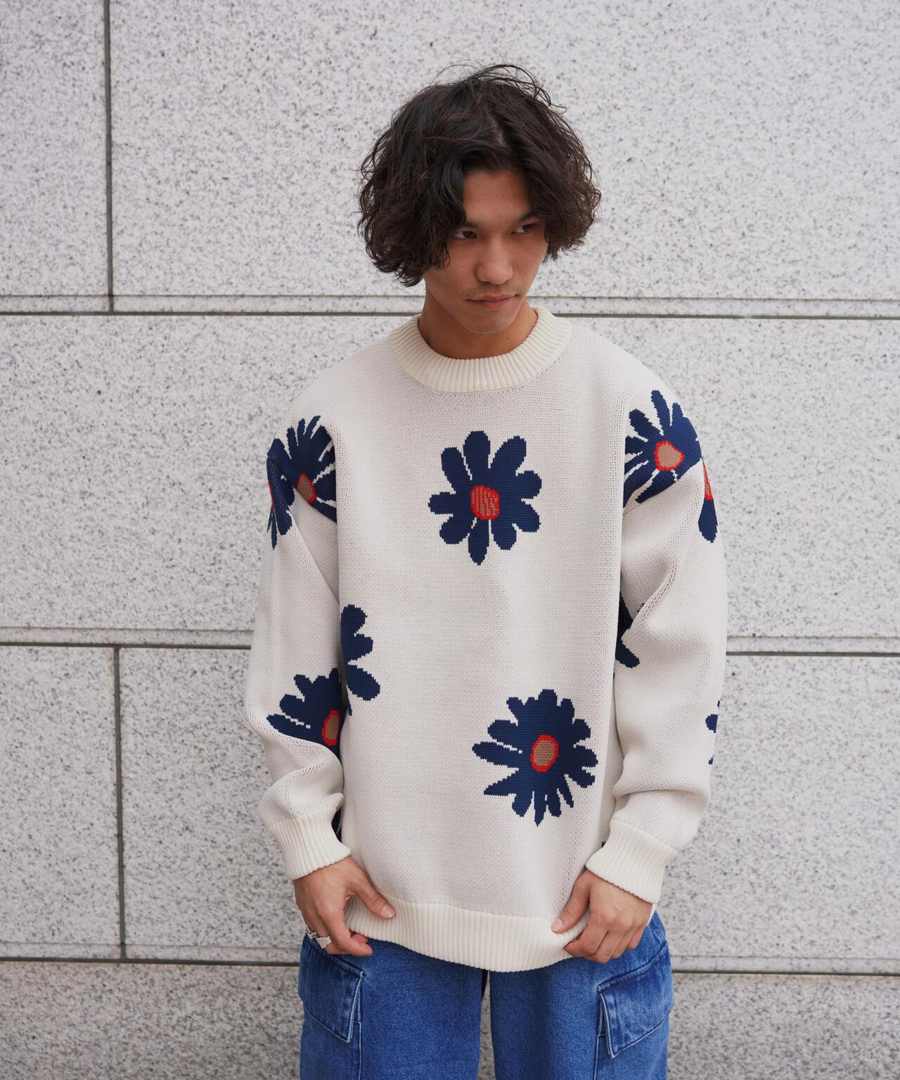 B omnivore/ビーオムニボー　FLOWER KNIT TOP