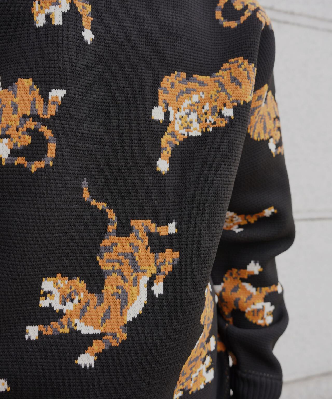 B omnivore/ビーオムニボー　TIGER KNIT TOP