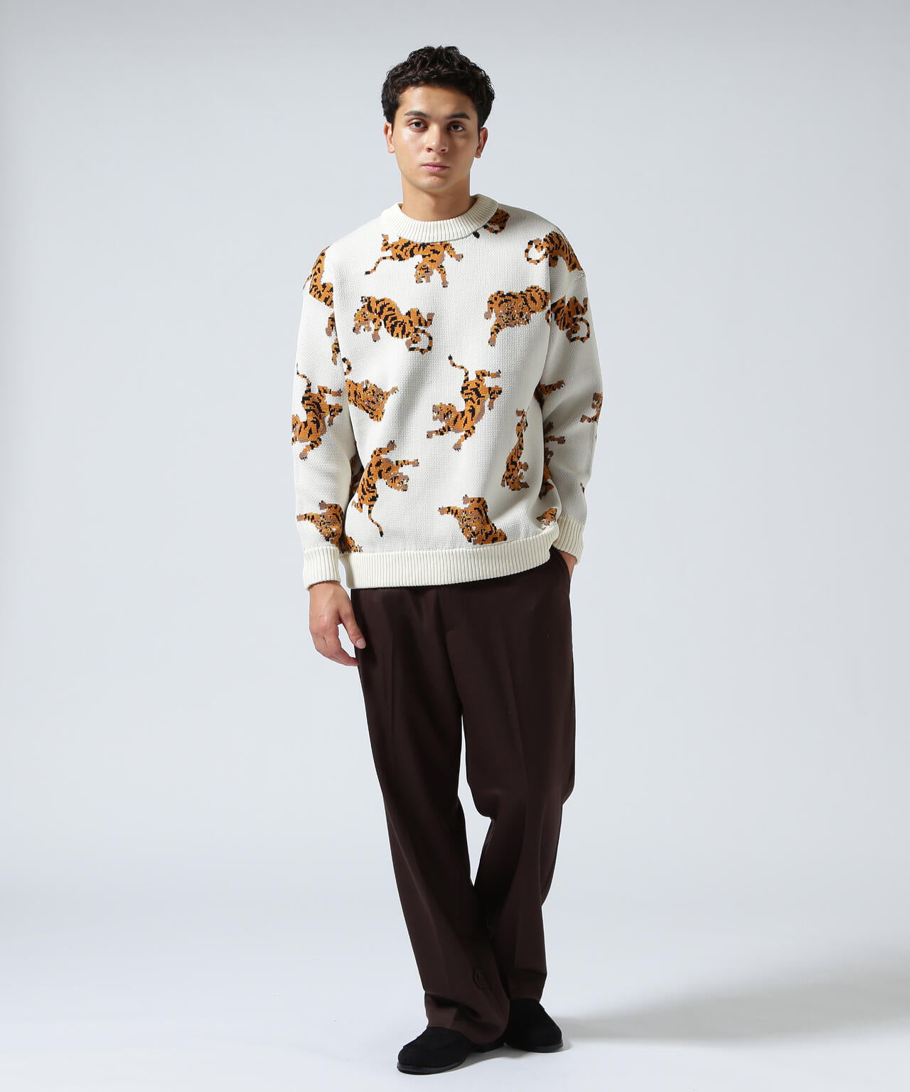 B omnivore/ビーオムニボー　TIGER KNIT TOP