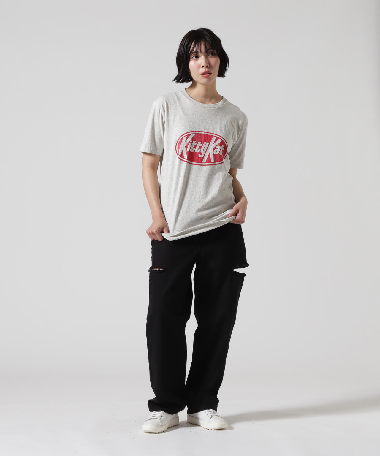 MIXTA/ミクスタ CREW NECK KITTY KAT　Ｔシャツ