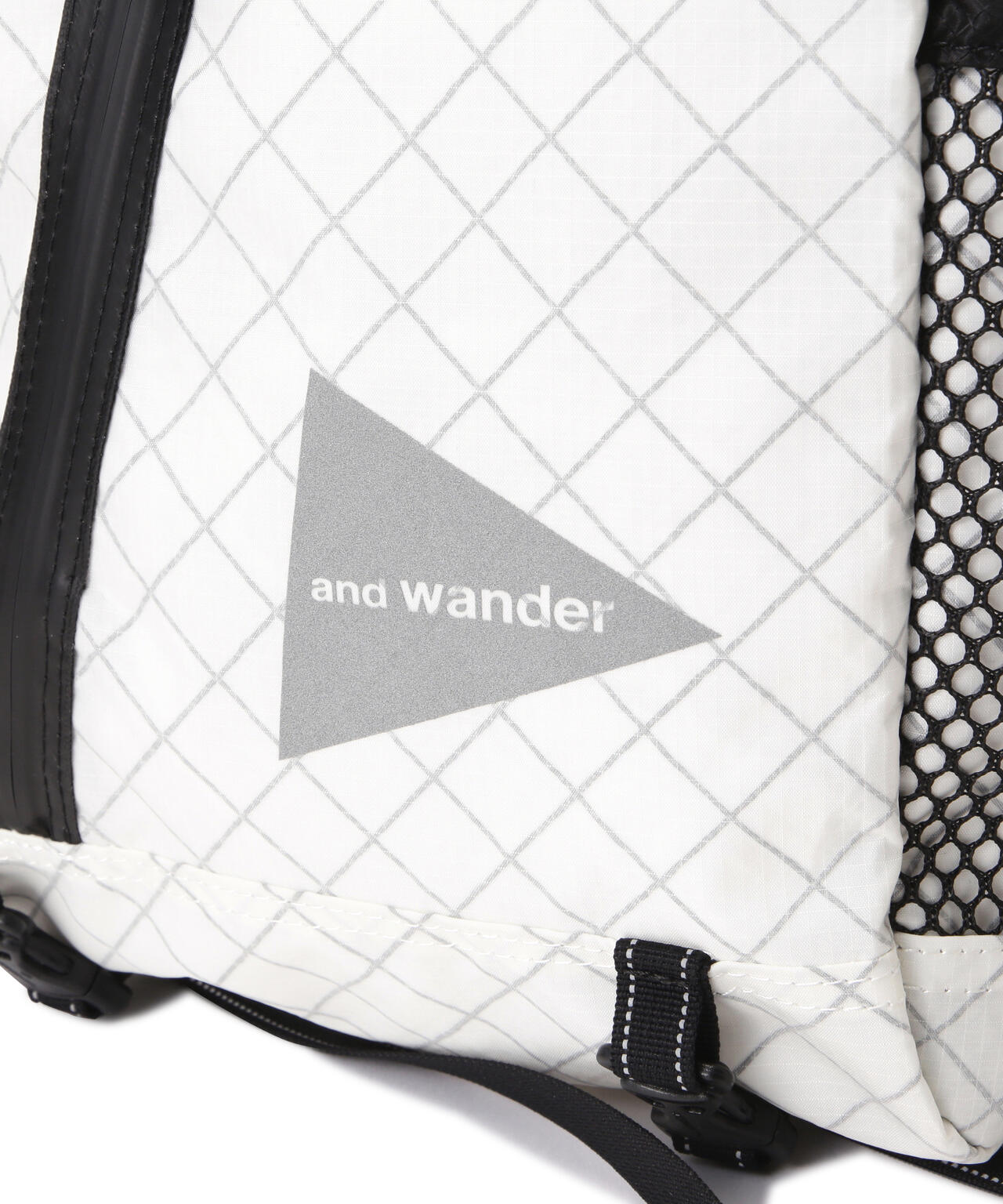 and wander/アンドワンダー  ECOPAK 18L backpack