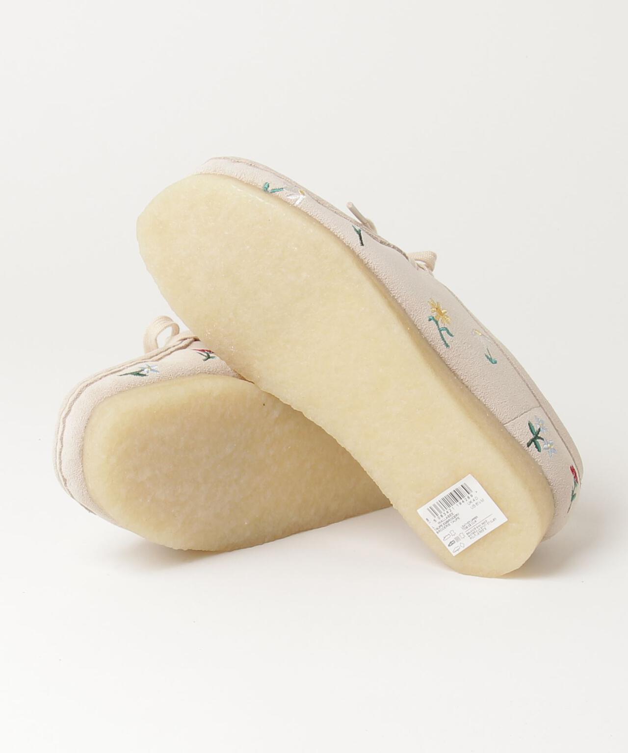 CLARKS/クラークス　Wallabee Taupe Emb ワラビートープエンブロイダリー レディース