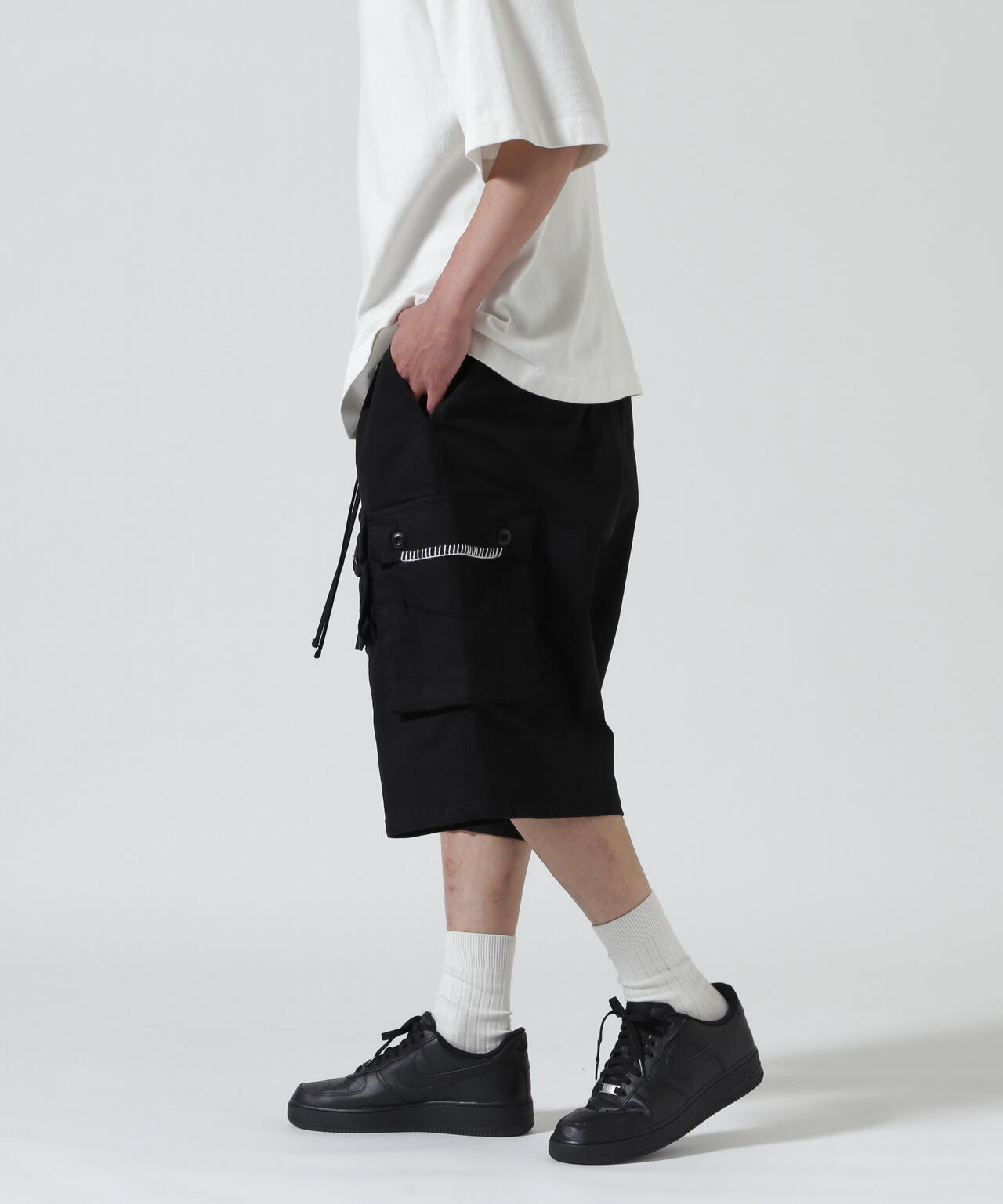 B omnivore/ビーオムニボー　HAND STITCH CARGO SHORTS