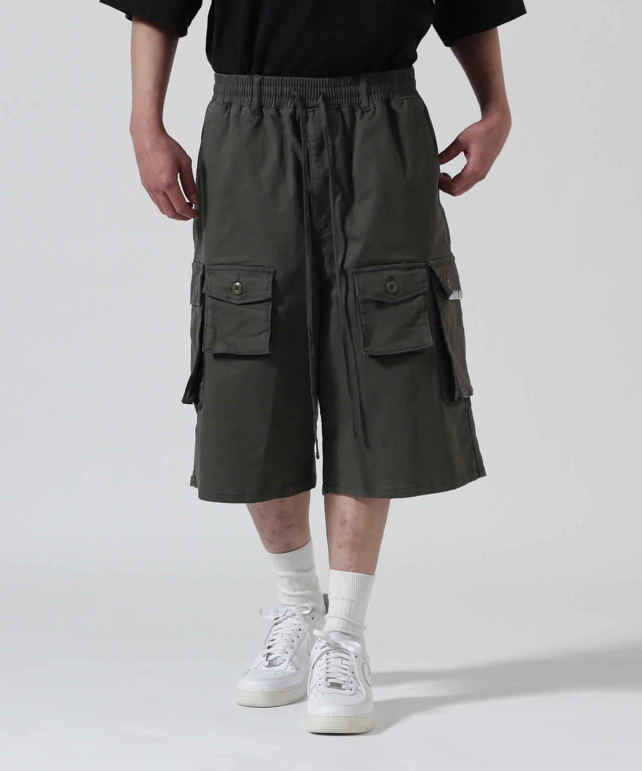 B omnivore/ビーオムニボー　HAND STITCH CARGO SHORTS