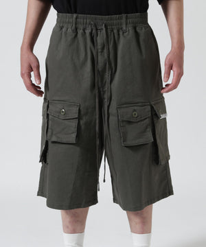 Height 178  Chest 92  Waist 76  hips 95  Shoes 27.0 着用サイズ：L
