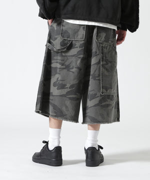 Height 178  Chest 92  Waist 76  hips 95  Shoes 27.0 着用サイズ：L