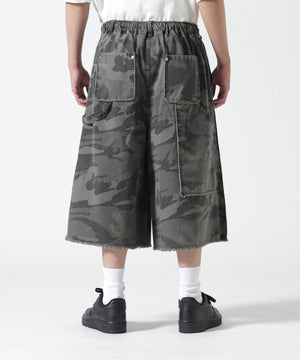 Height 178  Chest 92  Waist 76  hips 95  Shoes 27.0 着用サイズ：L