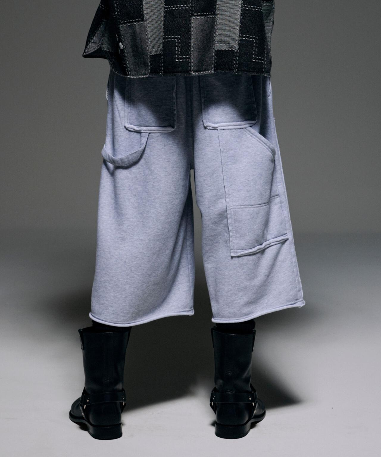 Height 178  Chest 92  Waist 76  hips 95  Shoes 27.0 着用サイズ：L