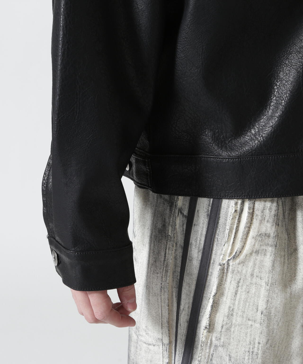 B omnivore/ビーオムニボー　FAUX LEATHER BLOUSON