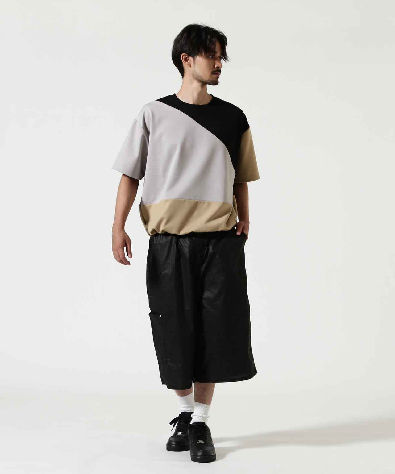 B omnivore/ビーオムニボー　PANEL TEE パネル切り替えTEE