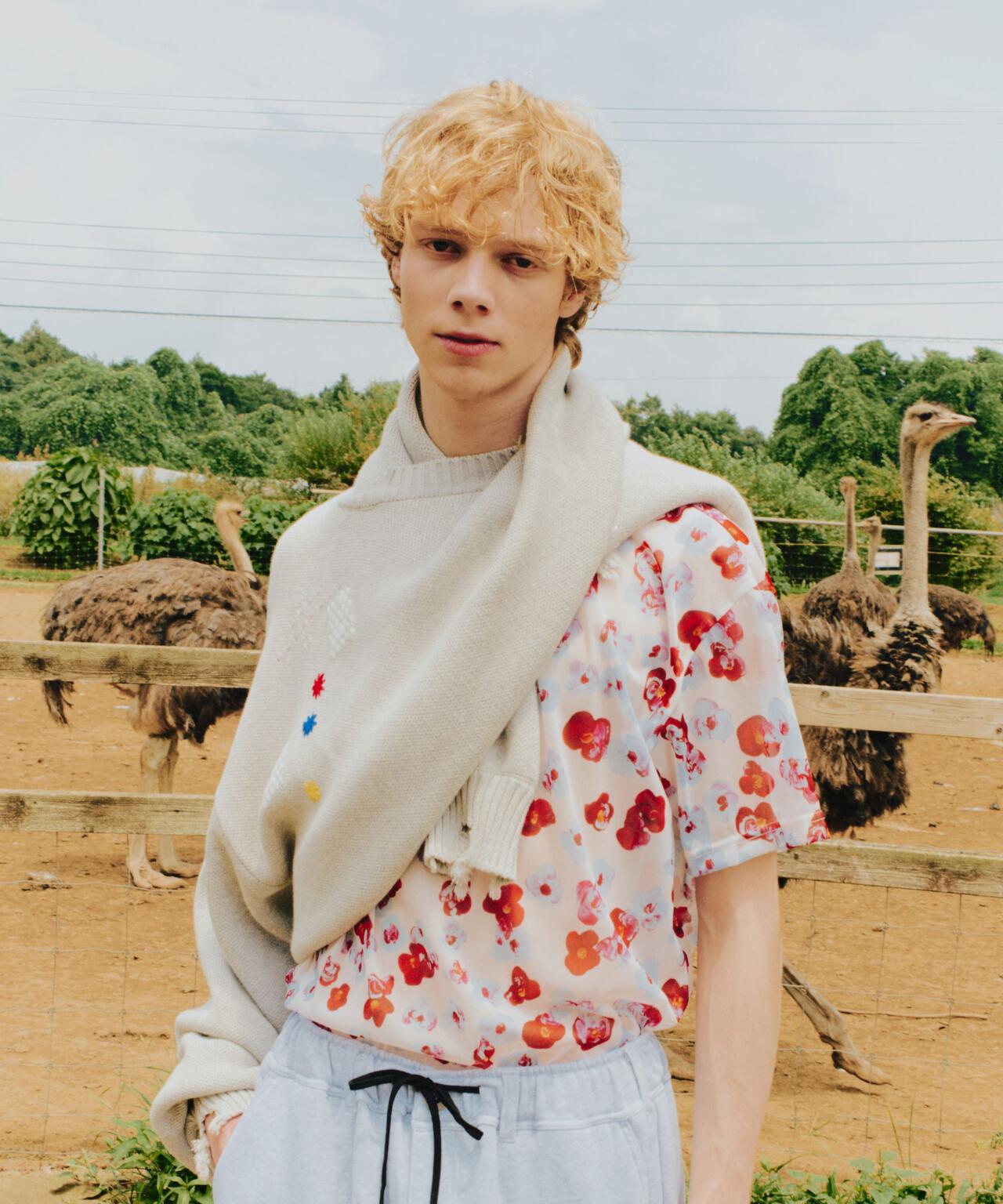 B omnivore/ビーオムニボー　HAND STITCH CREWNECK KNIT ハンドステッチクルーネックニット