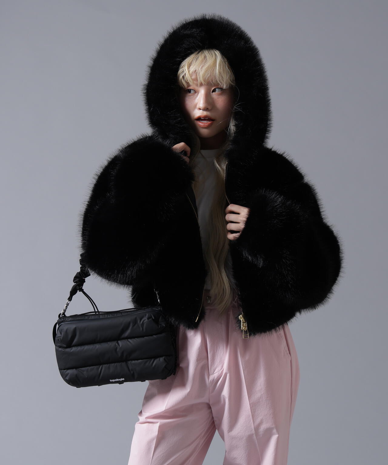 B omnivore/ビーオムニボー　ECO FUR HOOD BLOUSON