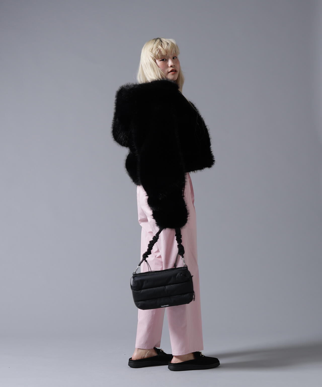 B omnivore/ビーオムニボー　ECO FUR HOOD BLOUSON