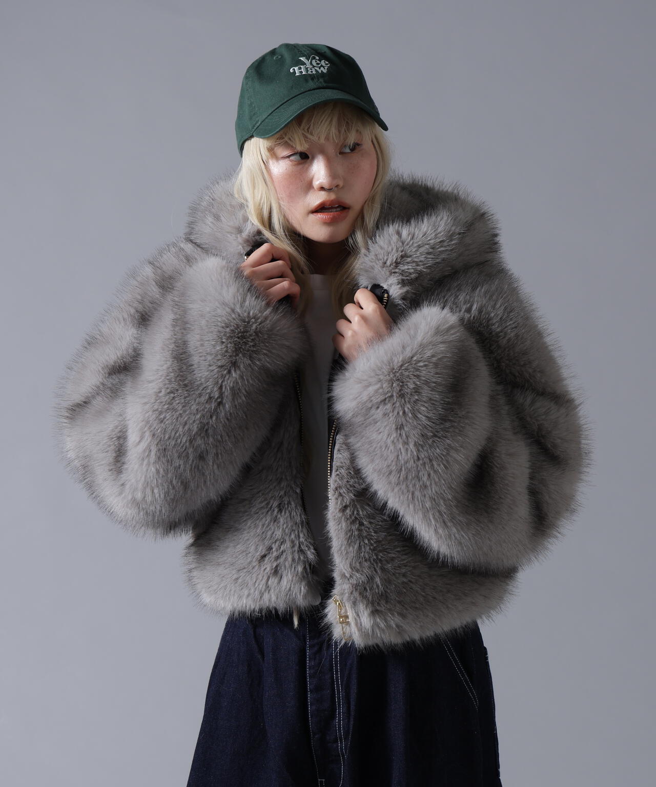 B omnivore/ビーオムニボー　ECO FUR HOOD BLOUSON