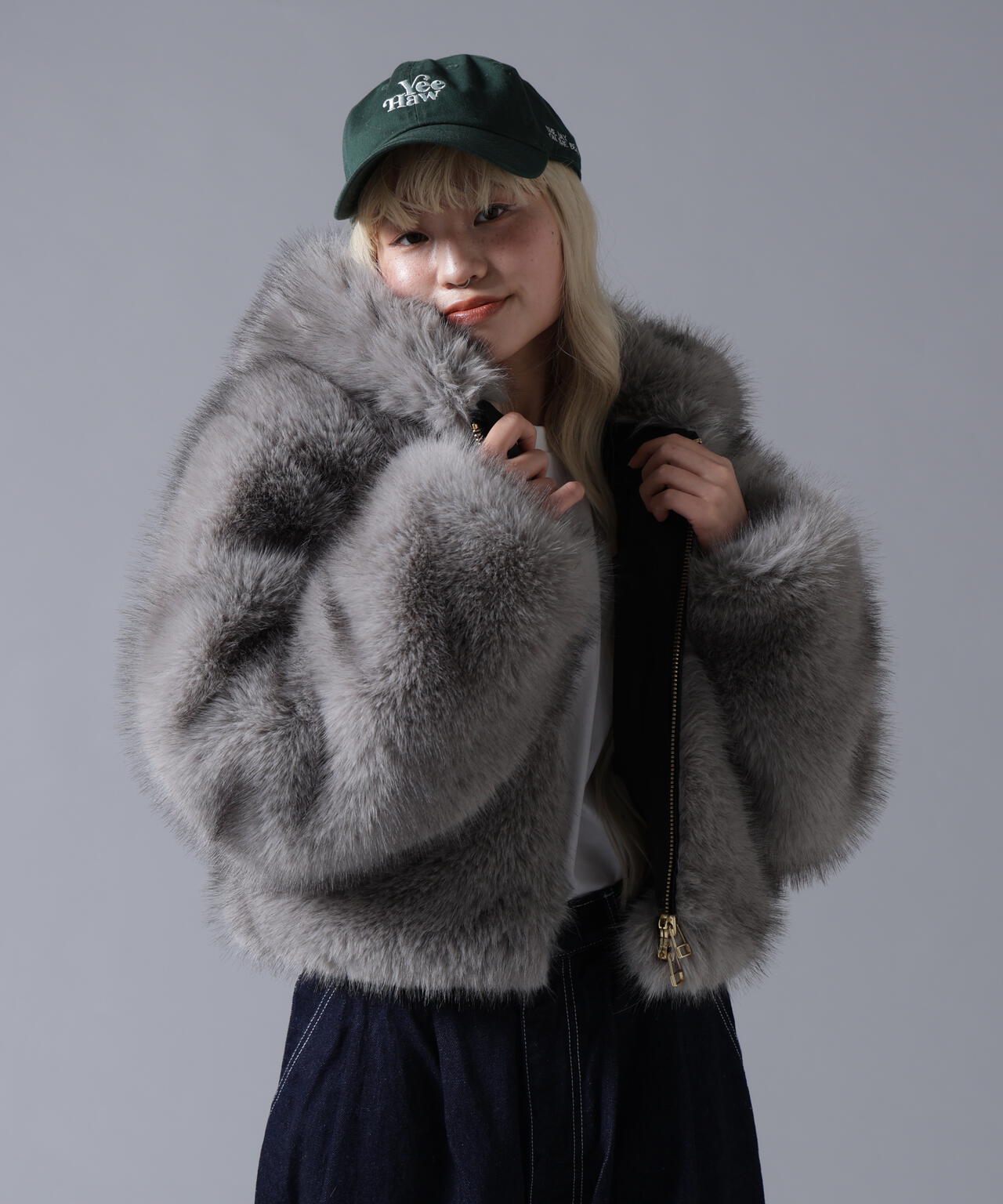B omnivore/ビーオムニボー　ECO FUR HOOD BLOUSON