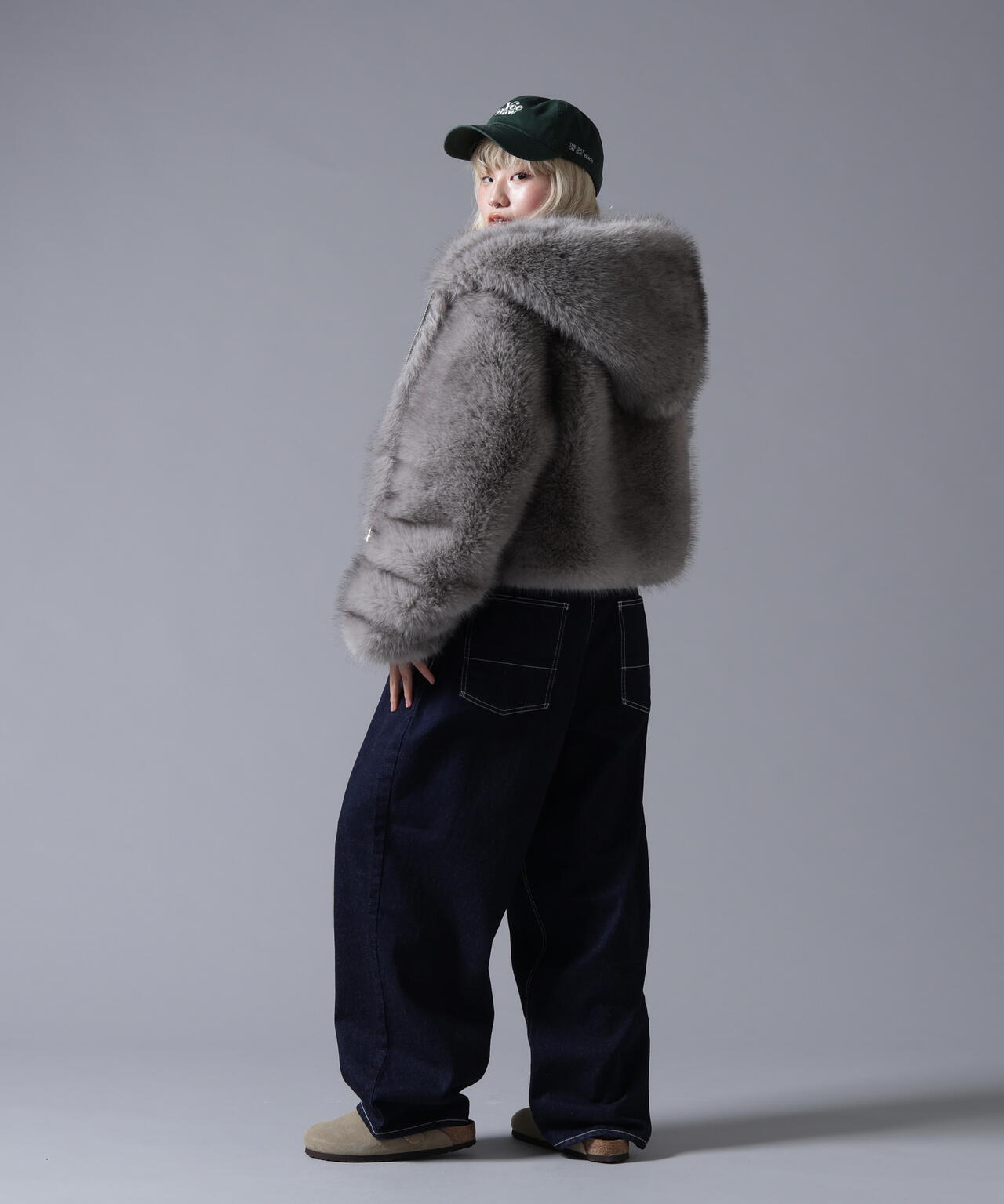 B omnivore/ビーオムニボー　ECO FUR HOOD BLOUSON
