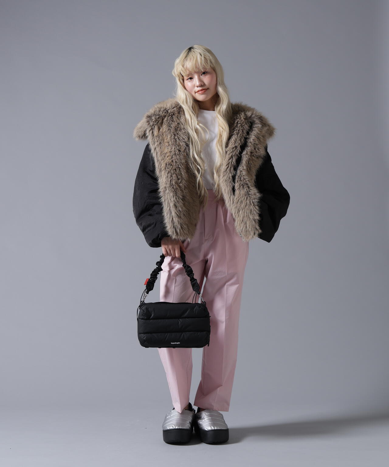 B omnivore/ビーオムニボー REVERSIBLE FUR NYLON BLOUSON