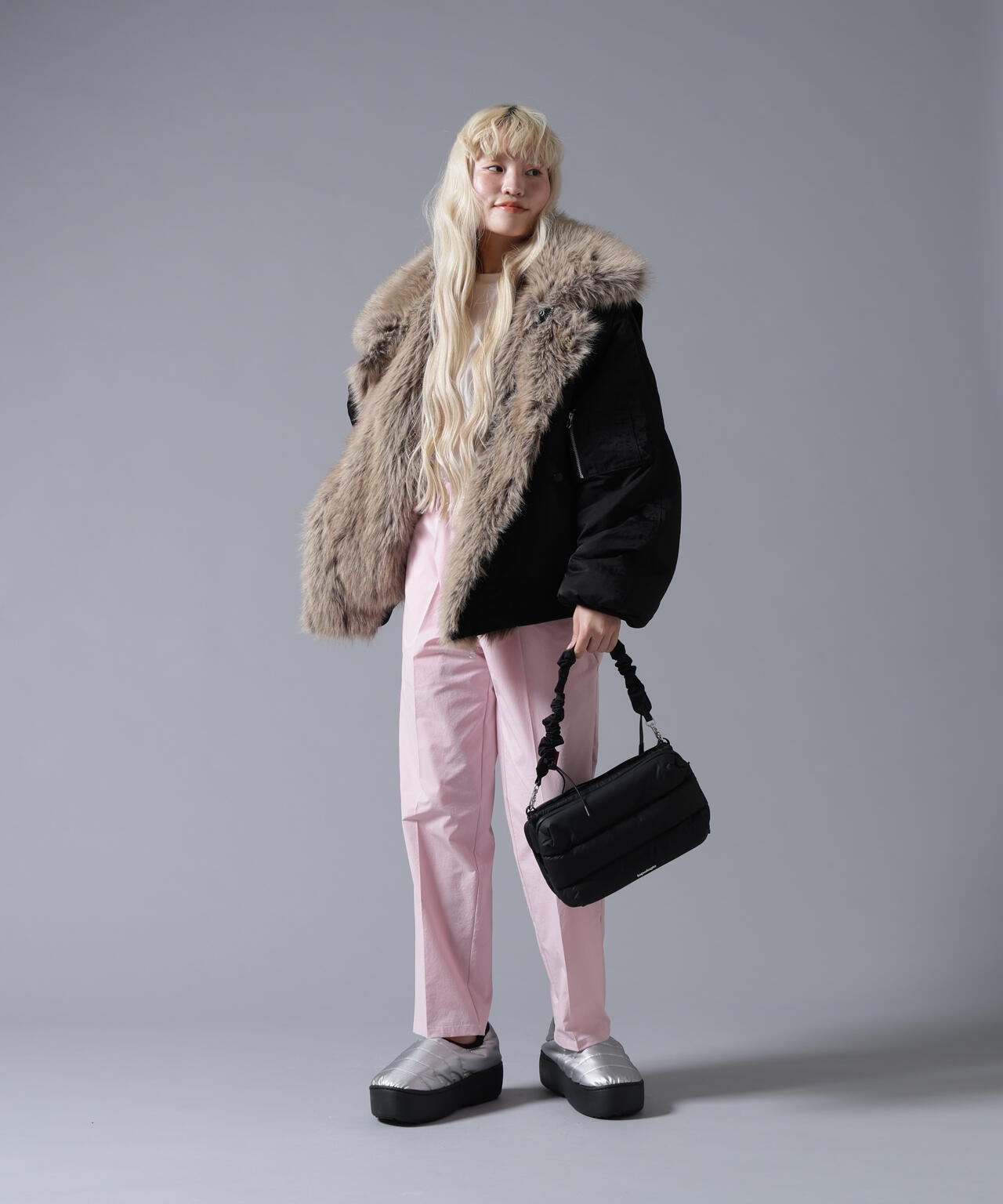 B omnivore/ビーオムニボー REVERSIBLE FUR NYLON BLOUSON