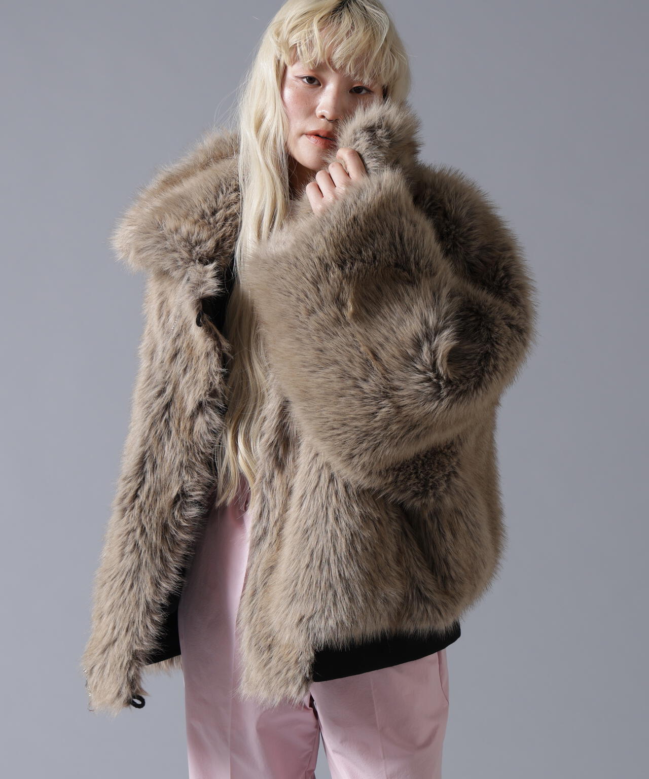 B omnivore/ビーオムニボー REVERSIBLE FUR NYLON BLOUSON