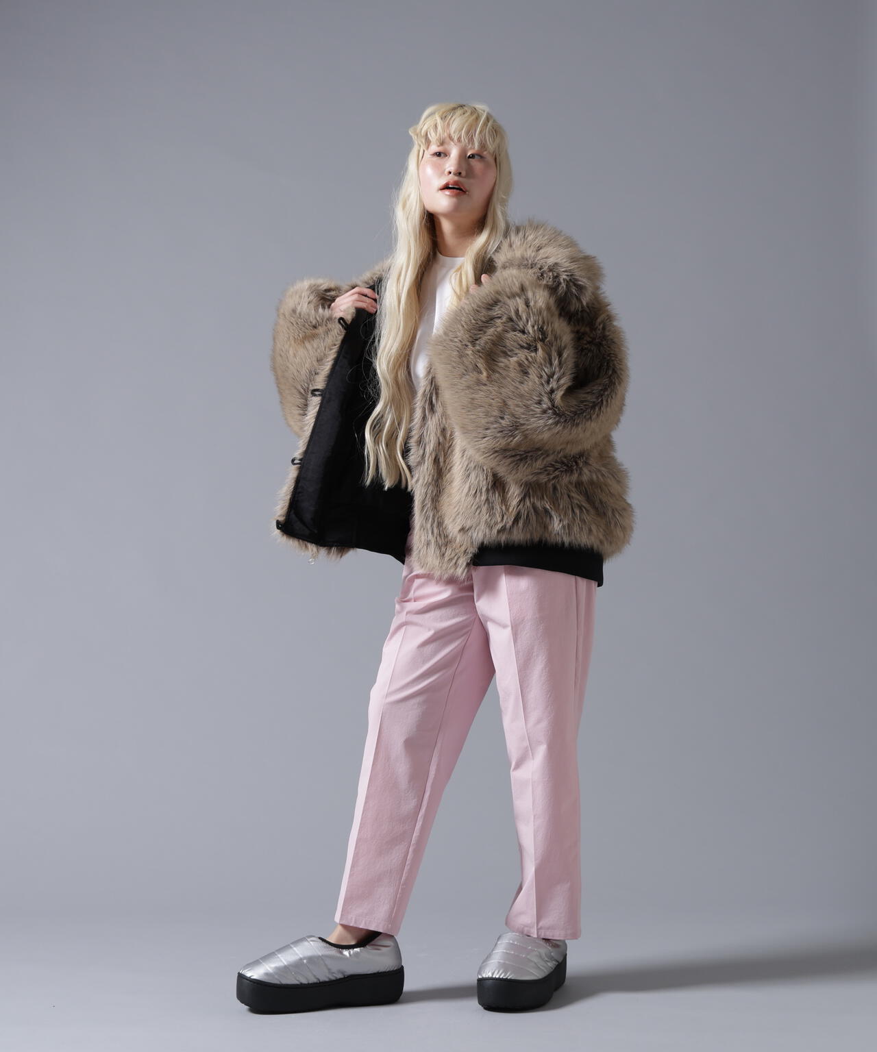 B omnivore/ビーオムニボー REVERSIBLE FUR NYLON BLOUSON