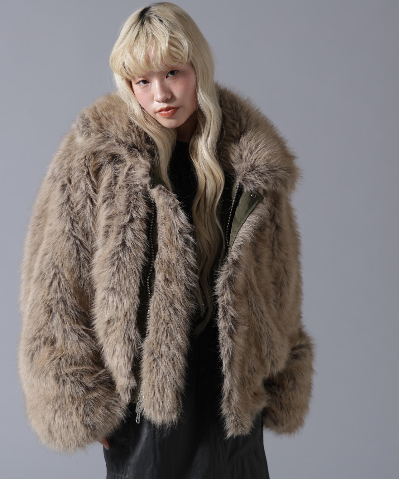 B omnivore/ビーオムニボー REVERSIBLE FUR NYLON BLOUSON